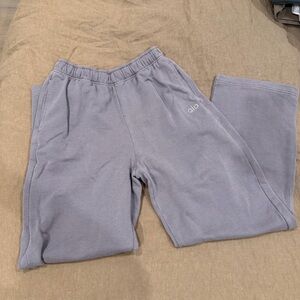 Alo Cool Grey Wash Accolade Straight Leg Sweatpant